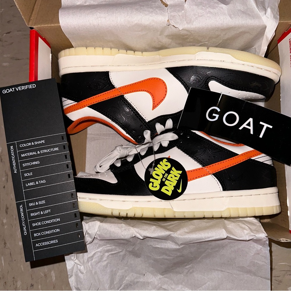 Dunk Low Premium 'Halloween'
2021; Size 5